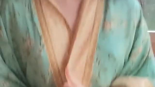 Any Like To This Woman ? ( Get its Free Content, Please Check Comment )