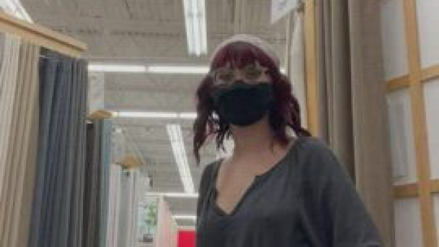 Whoever reviews the security footage at bed bath & beyond - hope I made 