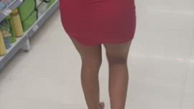 I love to go to the market without panties!!