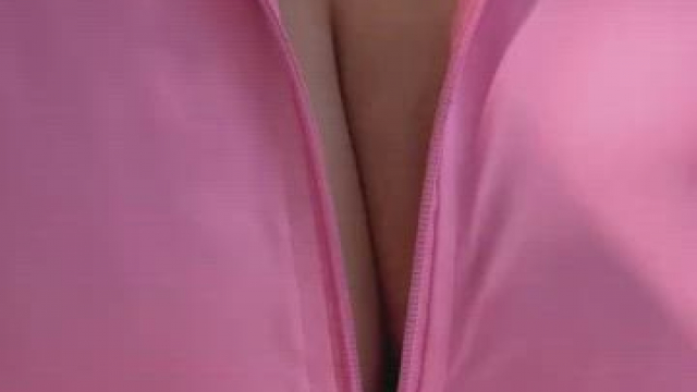 I love when she sends me gifs like this out on walks around the neighborhood