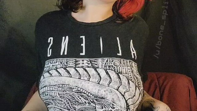 Wanna watch Alien and chill?