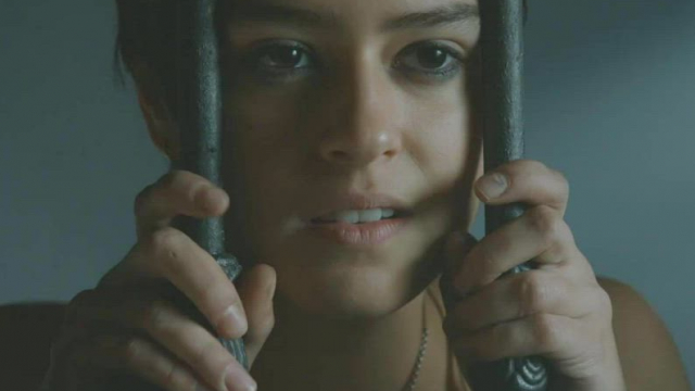 Rosabell Laurenti Sellers - Revealing her cuty tits in 'Game of Thrones' S5