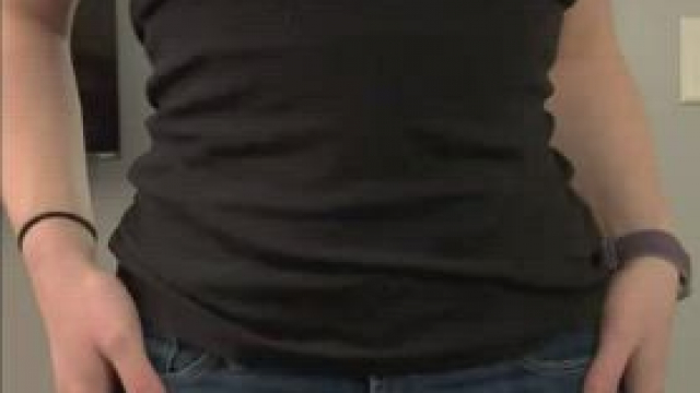 Can my natural mom tits turn you on? [gif]