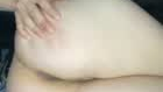 Raise your hand if you'd date a Goth girl