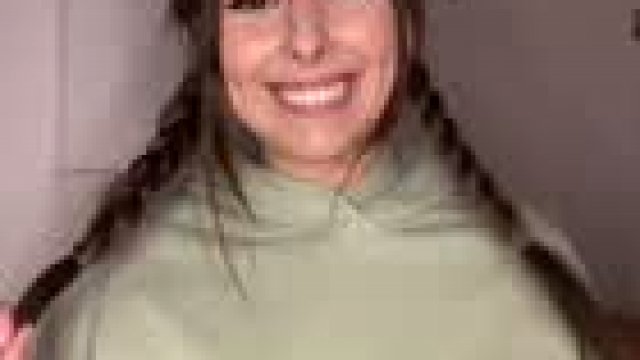 Do you like my naughty TikTok daddy?