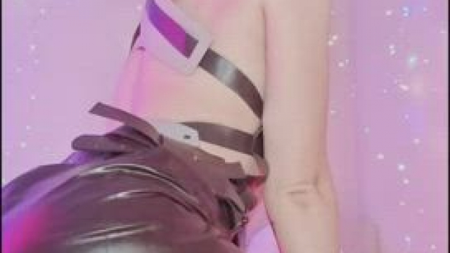 Cosplay Mikasa- Sweet ass