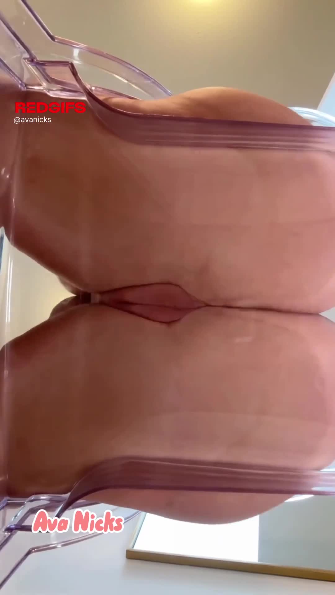 Dealers choice.. you rather this 175lbs soccer mom bounce off ur dick or ur face?