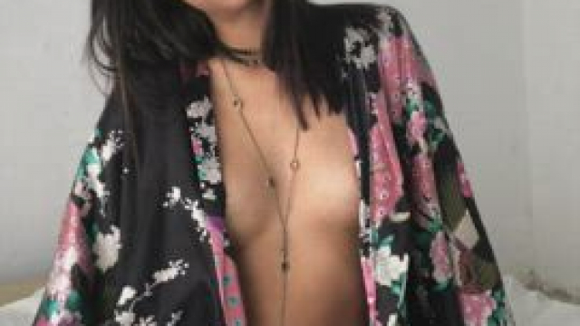 Come and see how treacherous and innocent I can be!