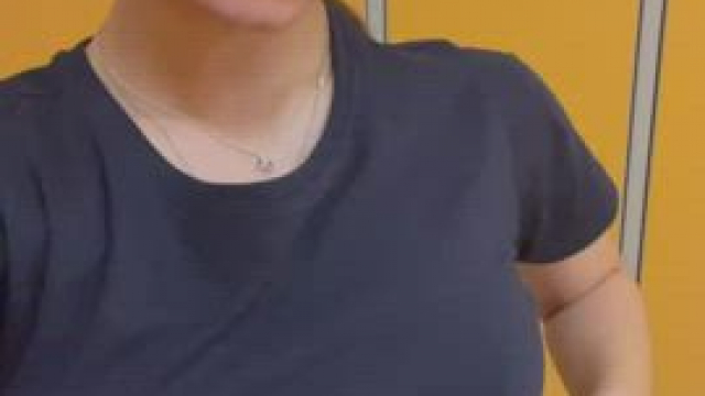 got way too horny in the gym... next to me another girl was still working out ha