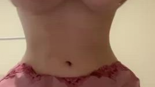 5’1 with huge soft natural titties