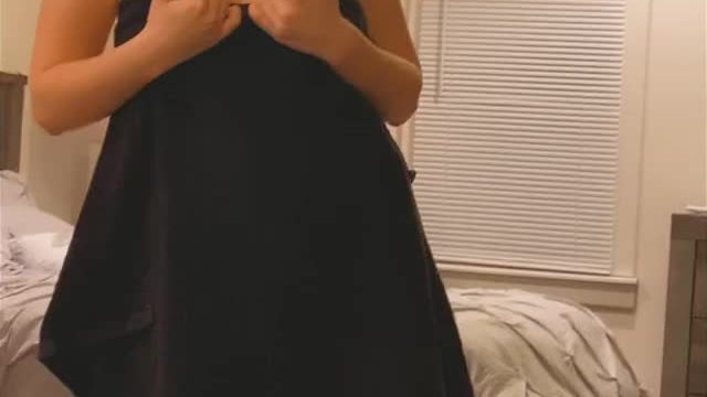 Quick flash for you horny guys 