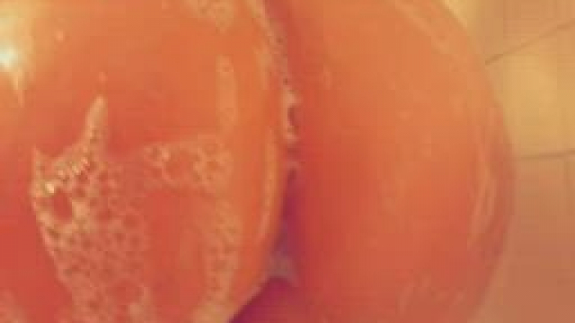 Would you eat or fuck my 19 year old ass