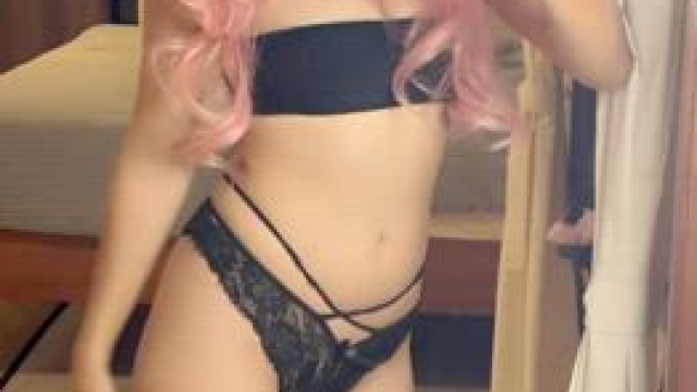 can we play together pleaseee