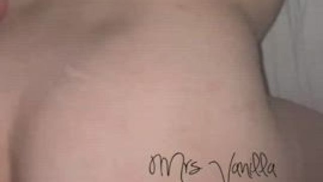 I like to fuck then suck it and clean up my mess ..