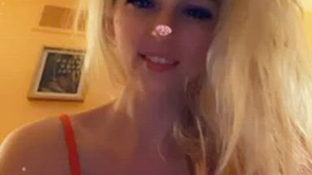 I want a cock in between them any volunteers