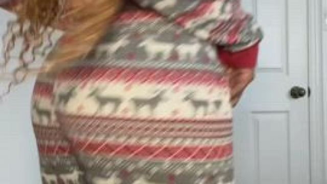 If you’ve never been with a Jamaican girl before.. here I am!