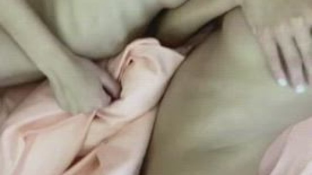 4della1ink4 Twains 1 (had to cut video short cz redgifs limit)