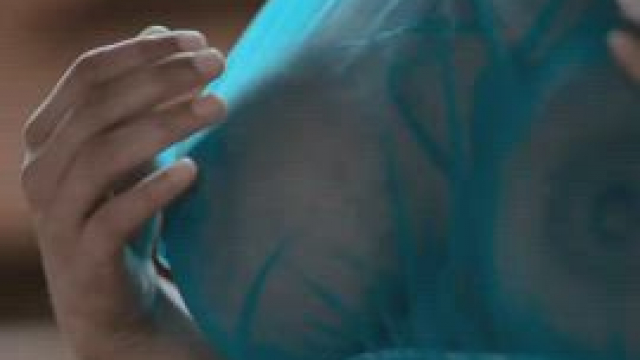 R E S M I - N A I R transparent (comments)