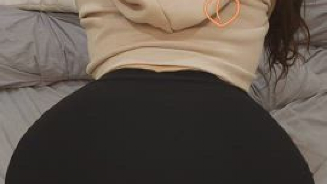 Tik tok won’t let me bounce my ass with no panties, but at least Reddit will…