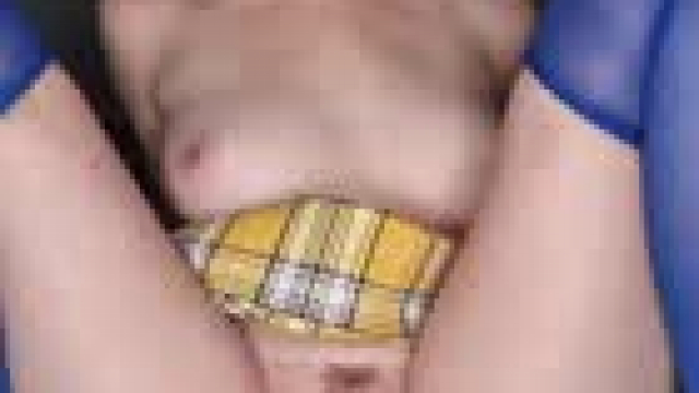 My tiny natural gape [f]