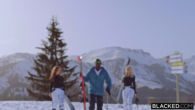 Jia Lissa and Lika Star - Fierce Competition