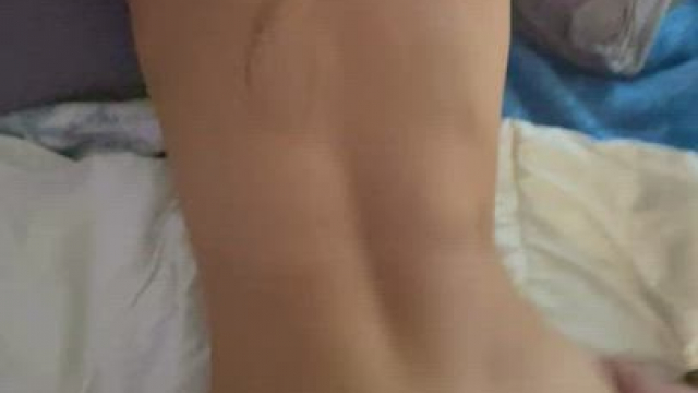 Filling my asshole with cum after a buttplug