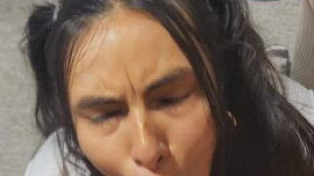 Pakistani girl using her lips