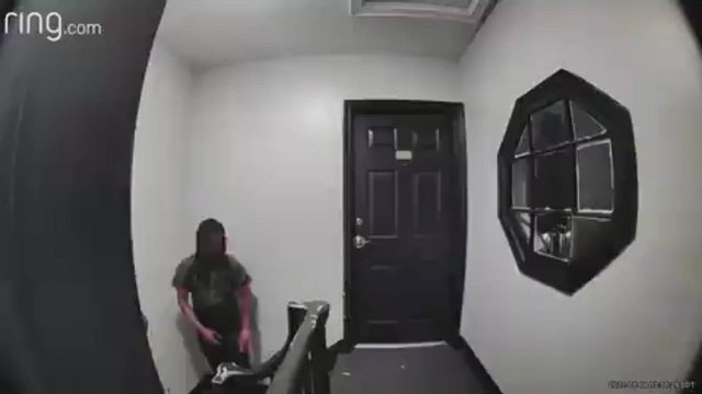 They Couldn't Go Inside the Apartment