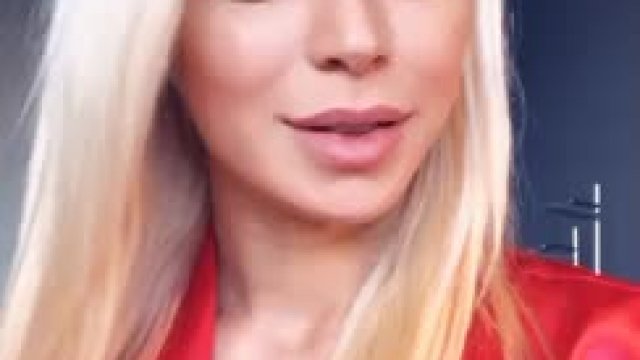 Play with me daddy ??