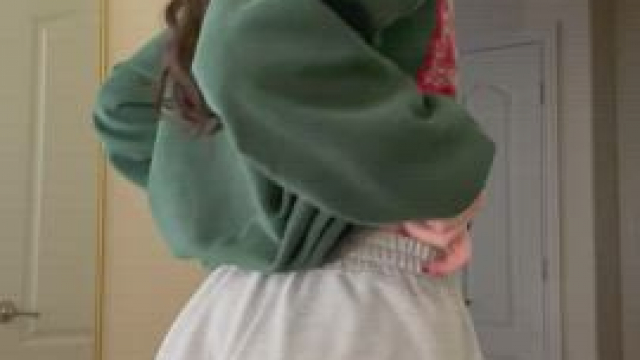 I love shaking it for the camera