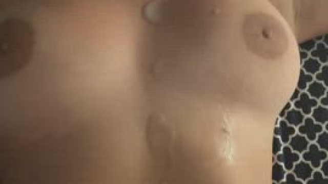 I love when you cum on my chest
