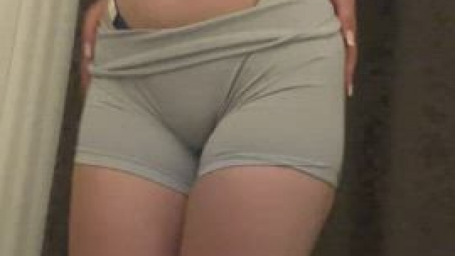 Come Get a Taste of This Juicy Peach