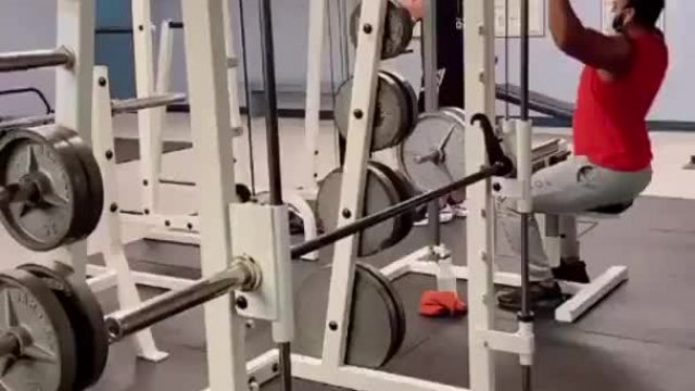 Hanging out at the gym [Gif]