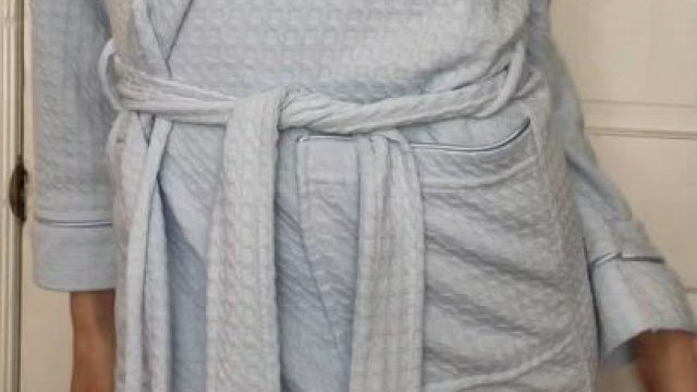 Fresh out of the shower let’s have some fun??