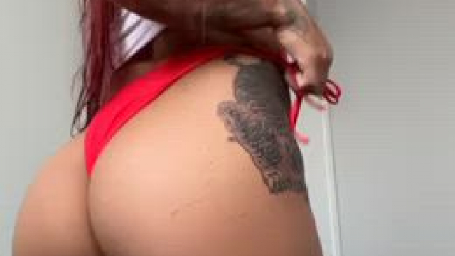 I’d love to feel that warm cum in my ass