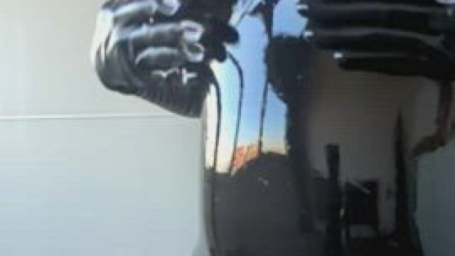 Slow-motion shiny slaps