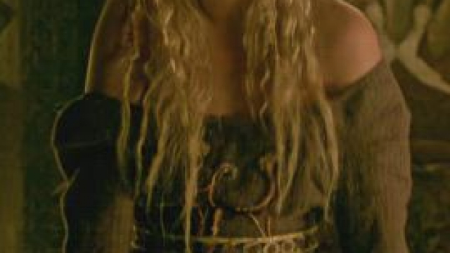 Ida Marie Nielsens full frontal plot from Vikings