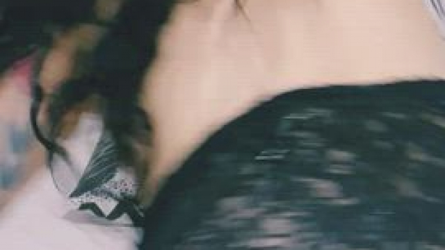 I'm looking for a place to sit today! [f]