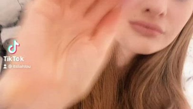 I'm so pretty and he likes that