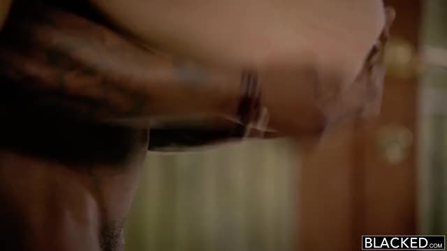 Cyrstal Rae getting fucked by BBC in the air