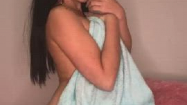 Big 2003 boobs would you like to play with them?