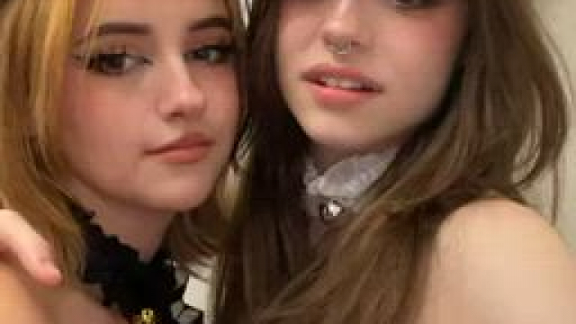 H4nnah With Friend - Check B3low