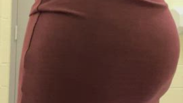 No students today, means no panties ! ????[F]