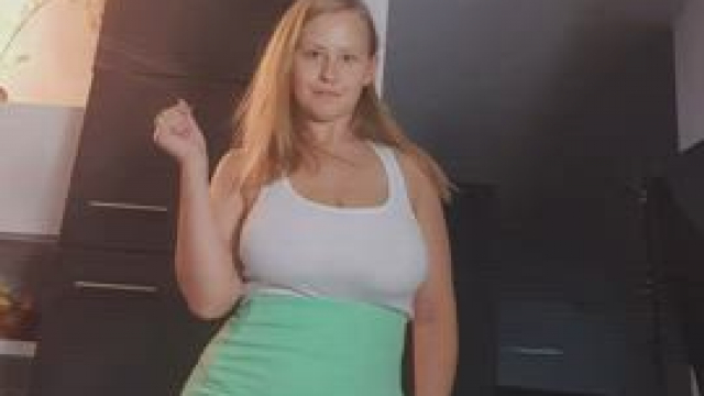 Suddenly it was summer again in my country, so I put on a summer skirt, but no m