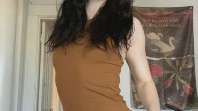 Snow White in sunglasses showing off her soft ass