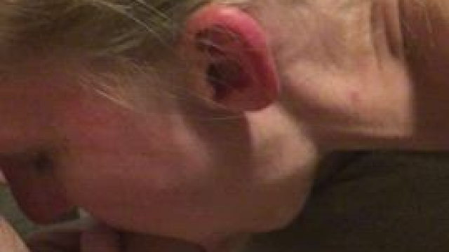 Local cops wife told me to come fuck her face.