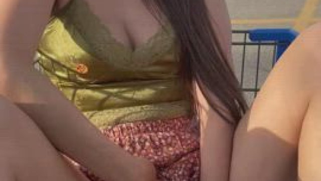 Free show in the Wal Mart parking lot [GIF]