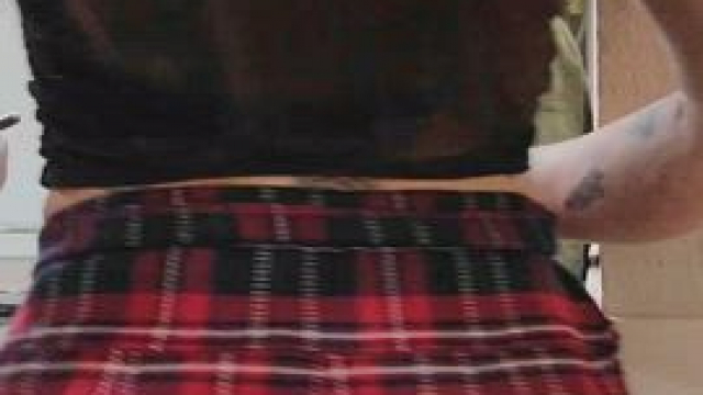 Getting ready for dinner and my tummy isn't the only one that's hungry