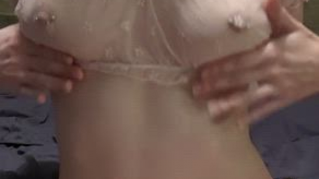 Does it ruin the pleasant if you can already see the titties before the drop? I hope