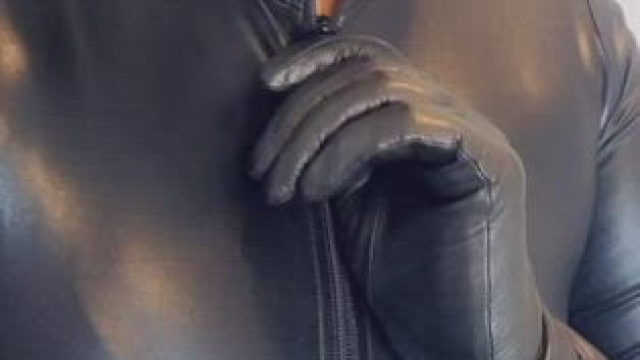 I'm back doing live sessions